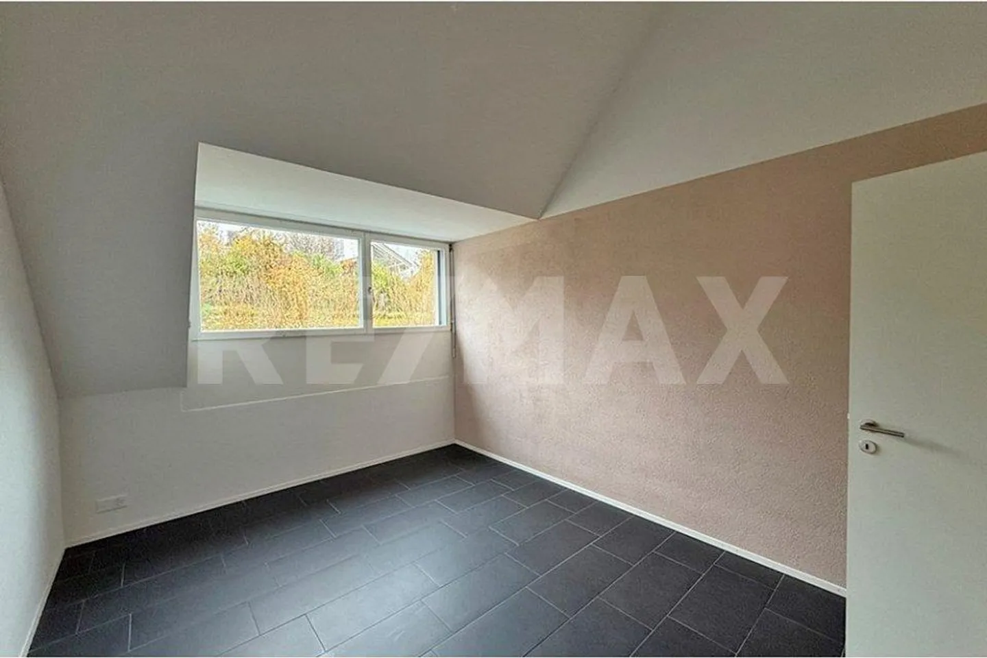 Attico moderno di 5,5 stanze - Foto 11 di 11