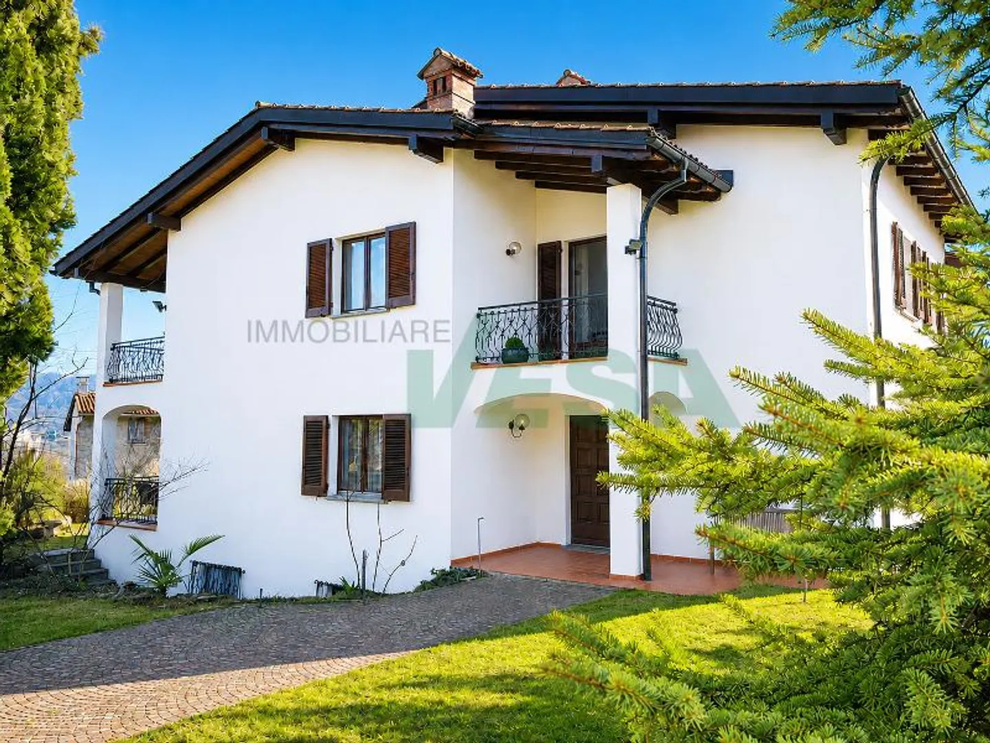Villa méditerranéenne élégante et spacieuse avec grand terrain - Photo 5 sur 13