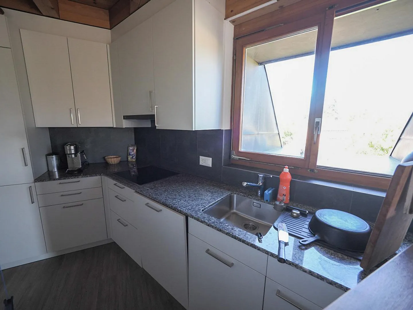 Charmante Dachwohnung in Langenthal - Foto 3 von 8