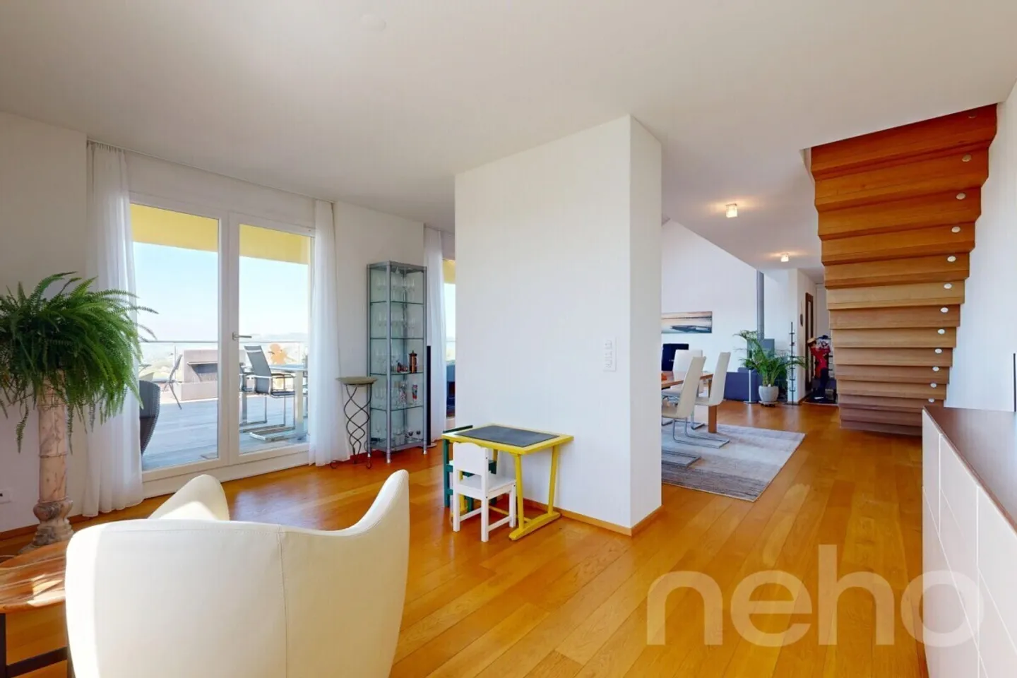 Exclusive penthouse maisonette with panoramic view - Photo 11 of 12