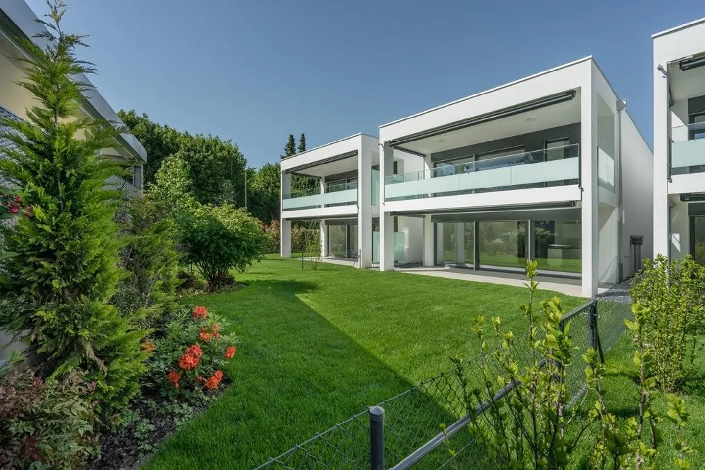 5.5-Room Single-Family House in MINERGIE-P on Binninger Höhe - Photo 3 of 12