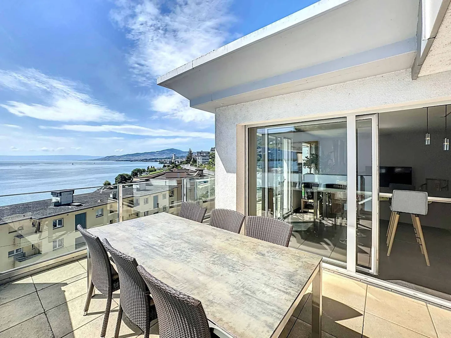 Attico 3.5 camere con una bellissima vista sul lago - Foto 4 di 12