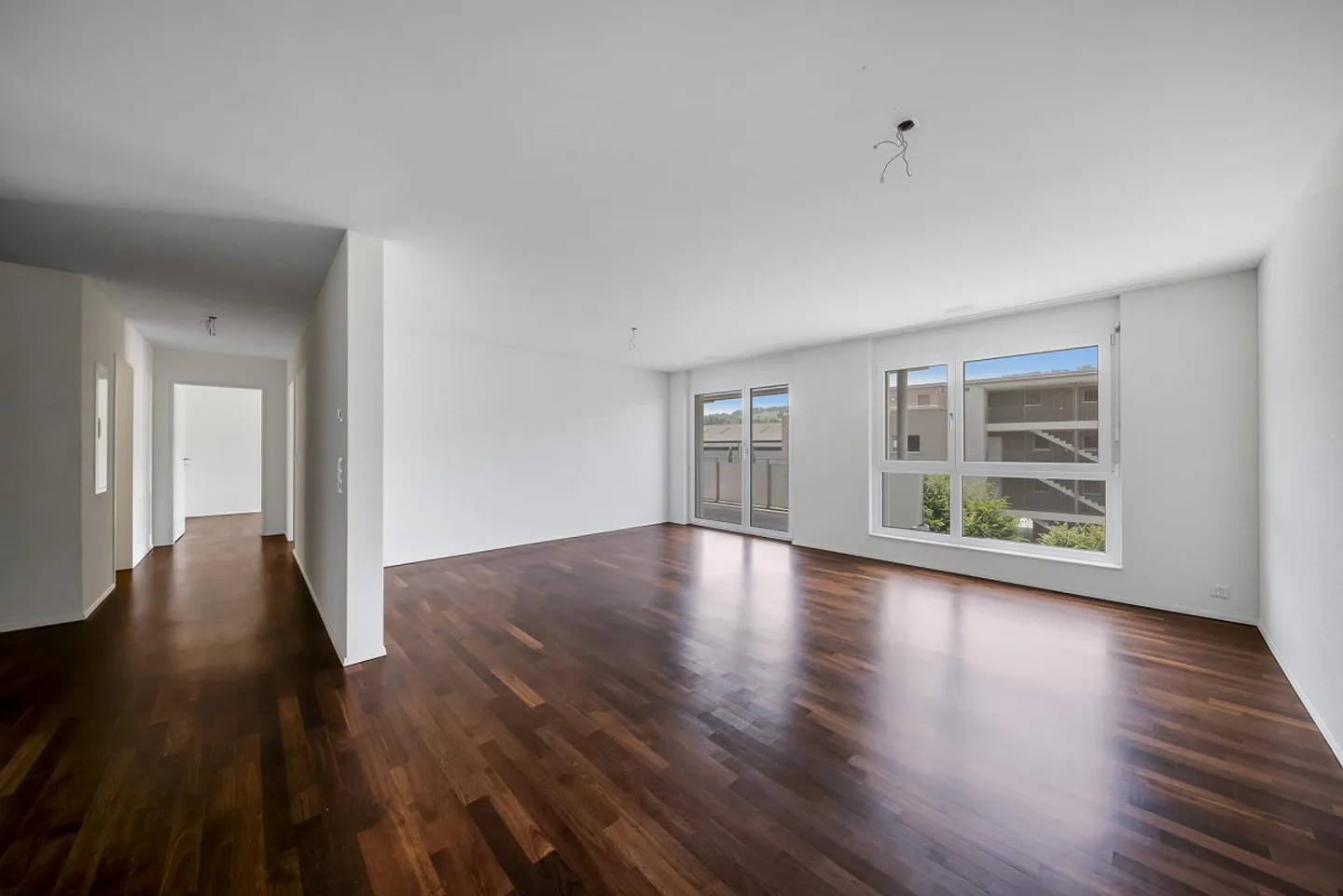 Appartement moderne dans un environnement verdoyant - Photo 4 sur 13