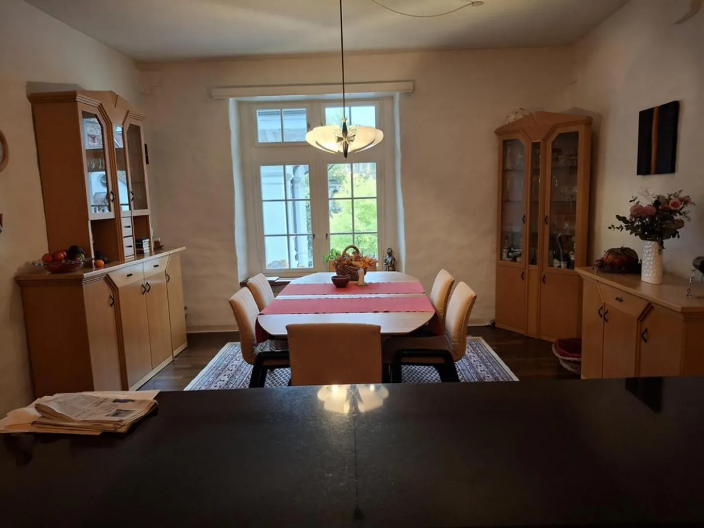 Stilvolle Altbauwohnung im Herzen der Stadt - Foto 3 von 7