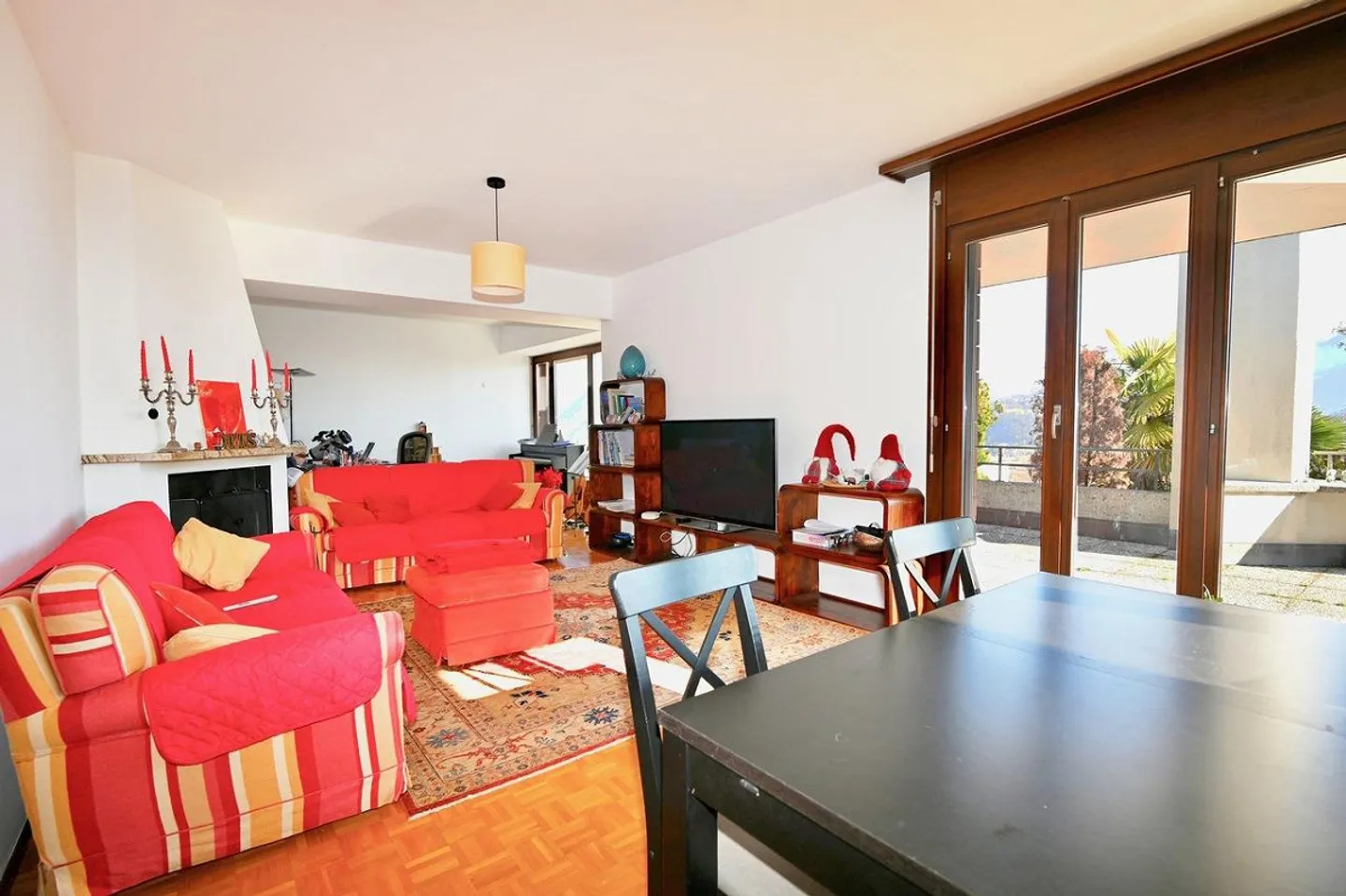 Villa mit Seeblick - Foto 4 von 27