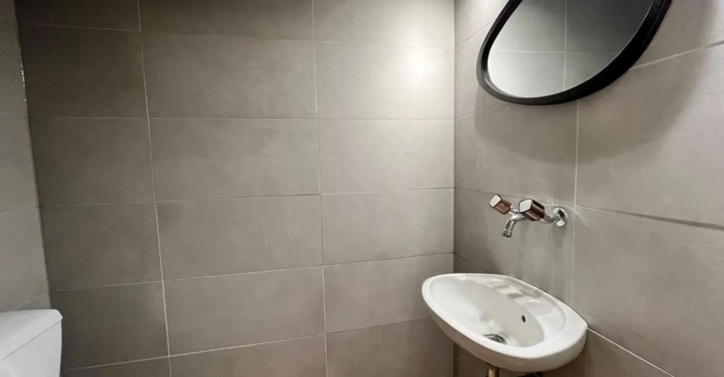 Appartement rénové avec vue - Photo 12 sur 12