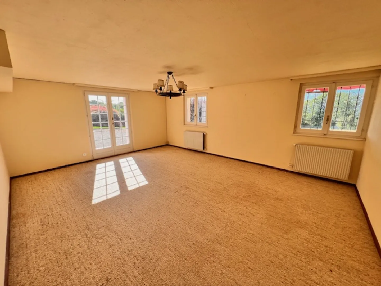 Individual villa with lake view above Nyon - Photo 12 of 13