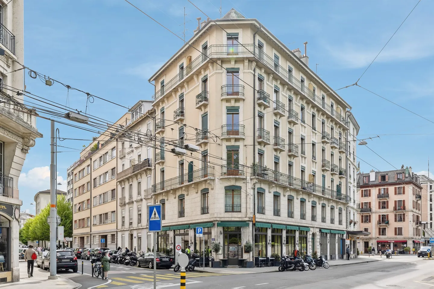 Apartment for rent - Photo 1 of 5