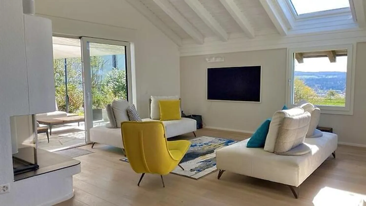 Charmantes Haus in Widen - Foto 2 von 10