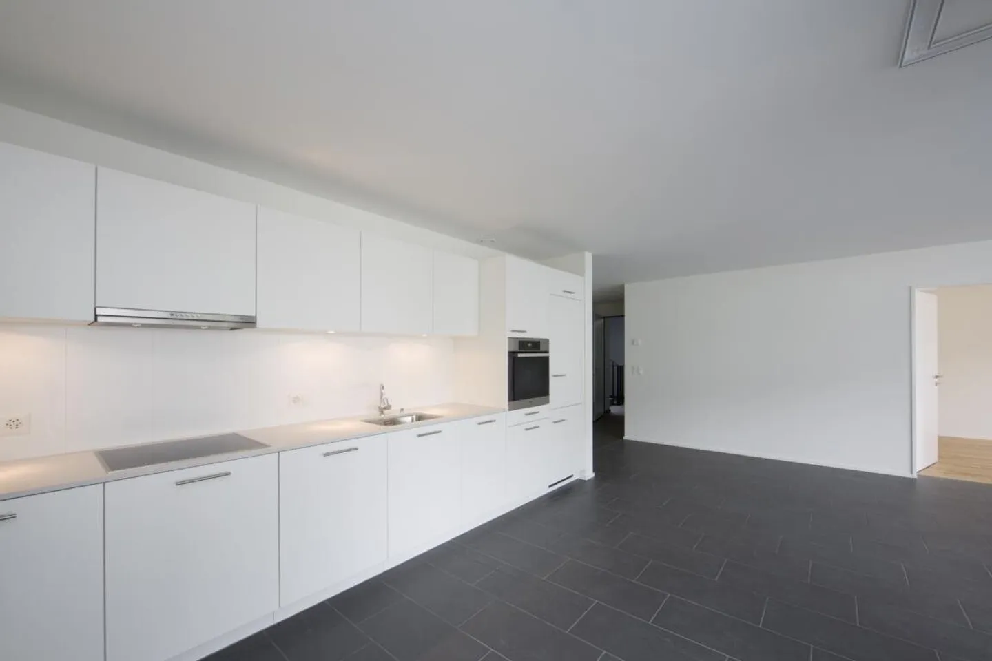 "3, 2, 1,… mine!" - Photo 3 of 8