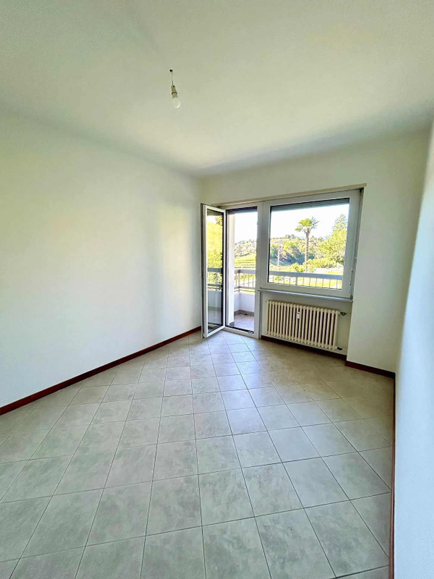 Bellissimo appartamento di 4,5 stanze con camino e aria condizionata a Castel San Pietro - Foto 13 di 15