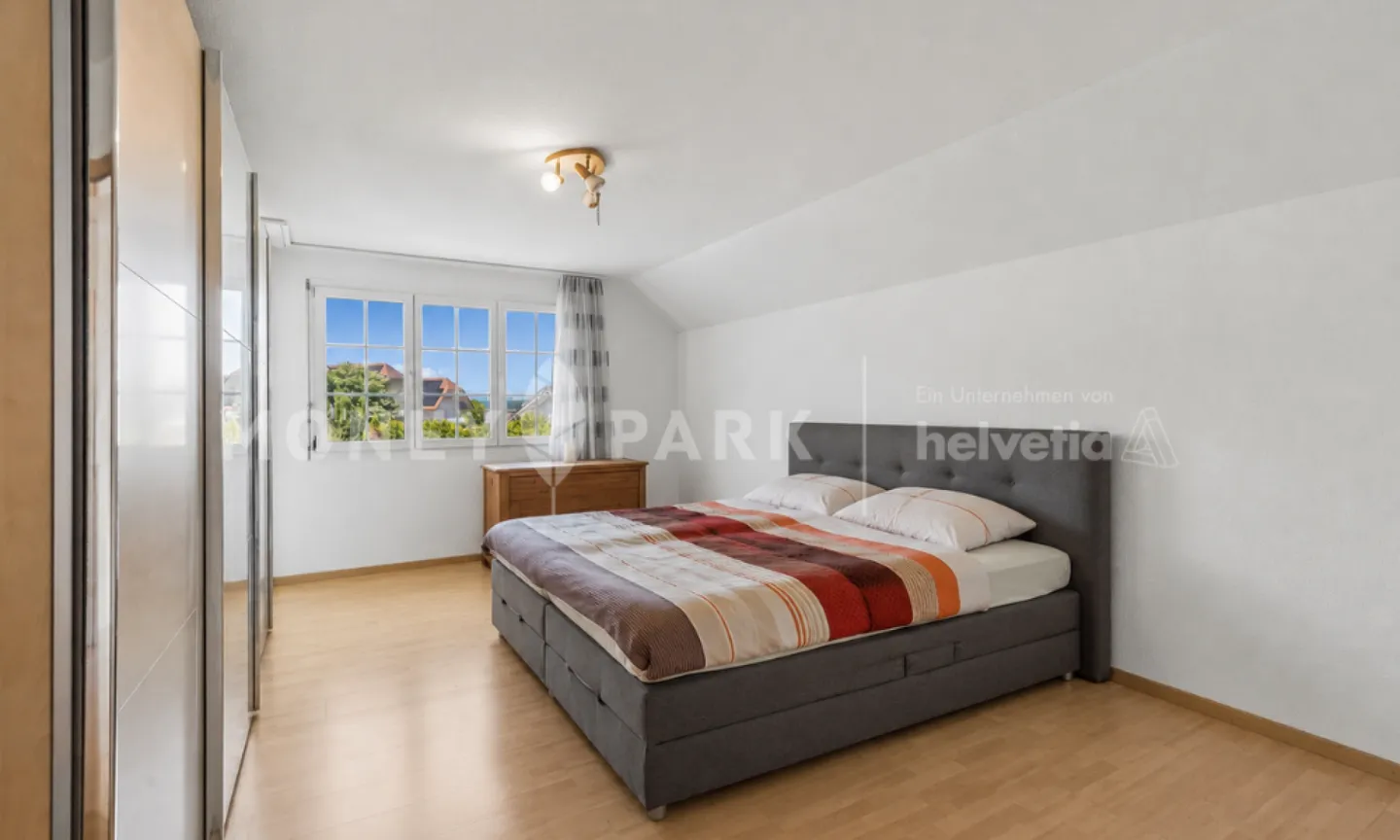5.5-Room Single-Family House with Privacy, Garden, and Space to Live - Photo 7 of 14