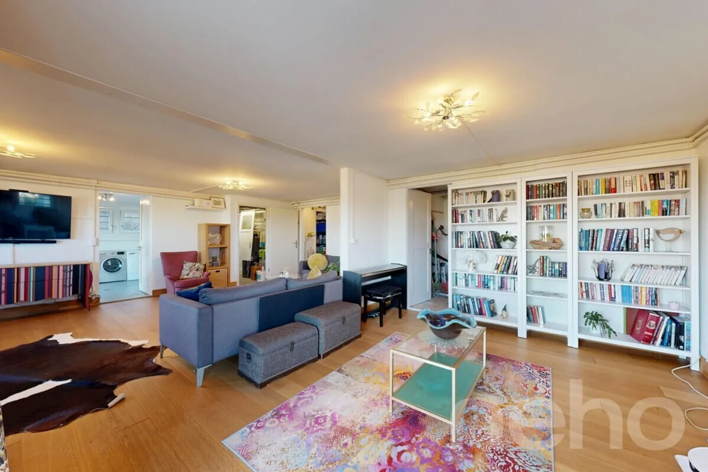 Villa with 8 rooms in Cortaillod: extraordinary spaces and 4 bedrooms - Photo 5 of 13