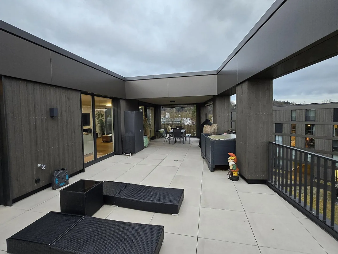 Grünmatt Emmen - grande appartamento attico di 4,5 locali con terrazza di 63 m² - Foto 8 di 18