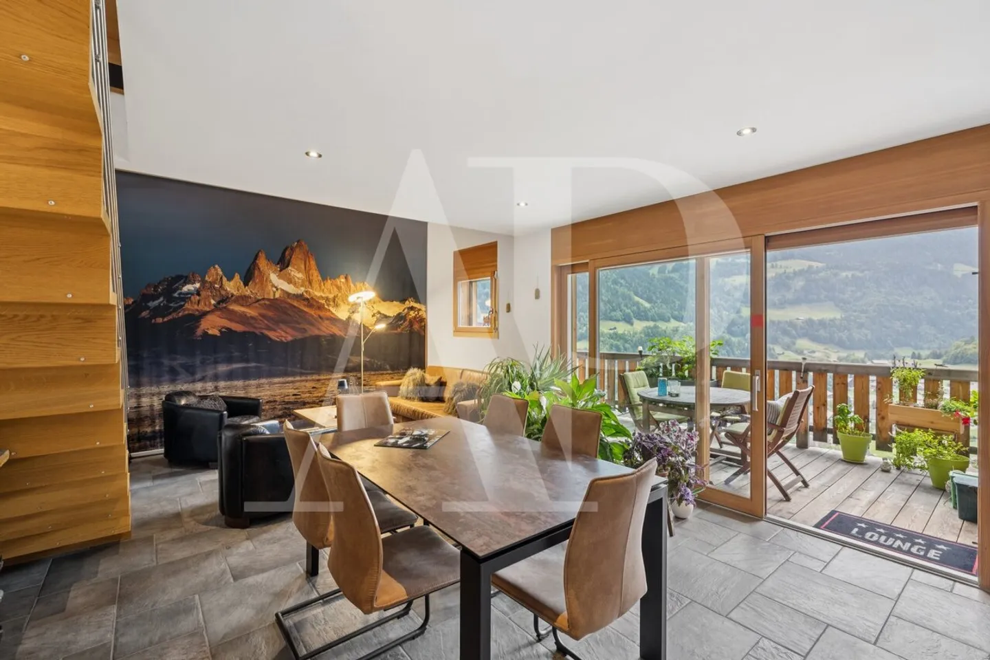 Spazioso e luminoso duplex di 7,5 stanze con vista mozzafiato - Foto 6 di 23