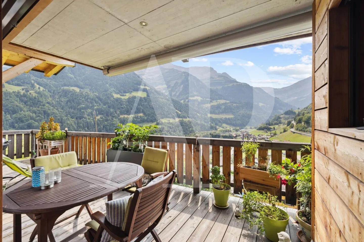 Spazioso e luminoso duplex di 7,5 stanze con vista mozzafiato - Foto 7 di 23