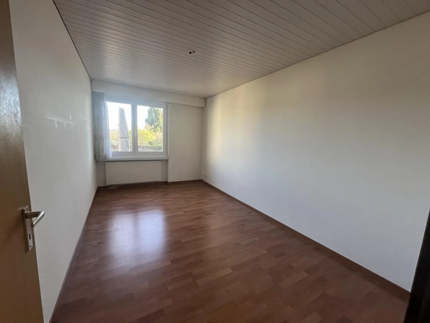 Sunny terrace apartment with great potential in Schaffhausen - Photo 7 of 20