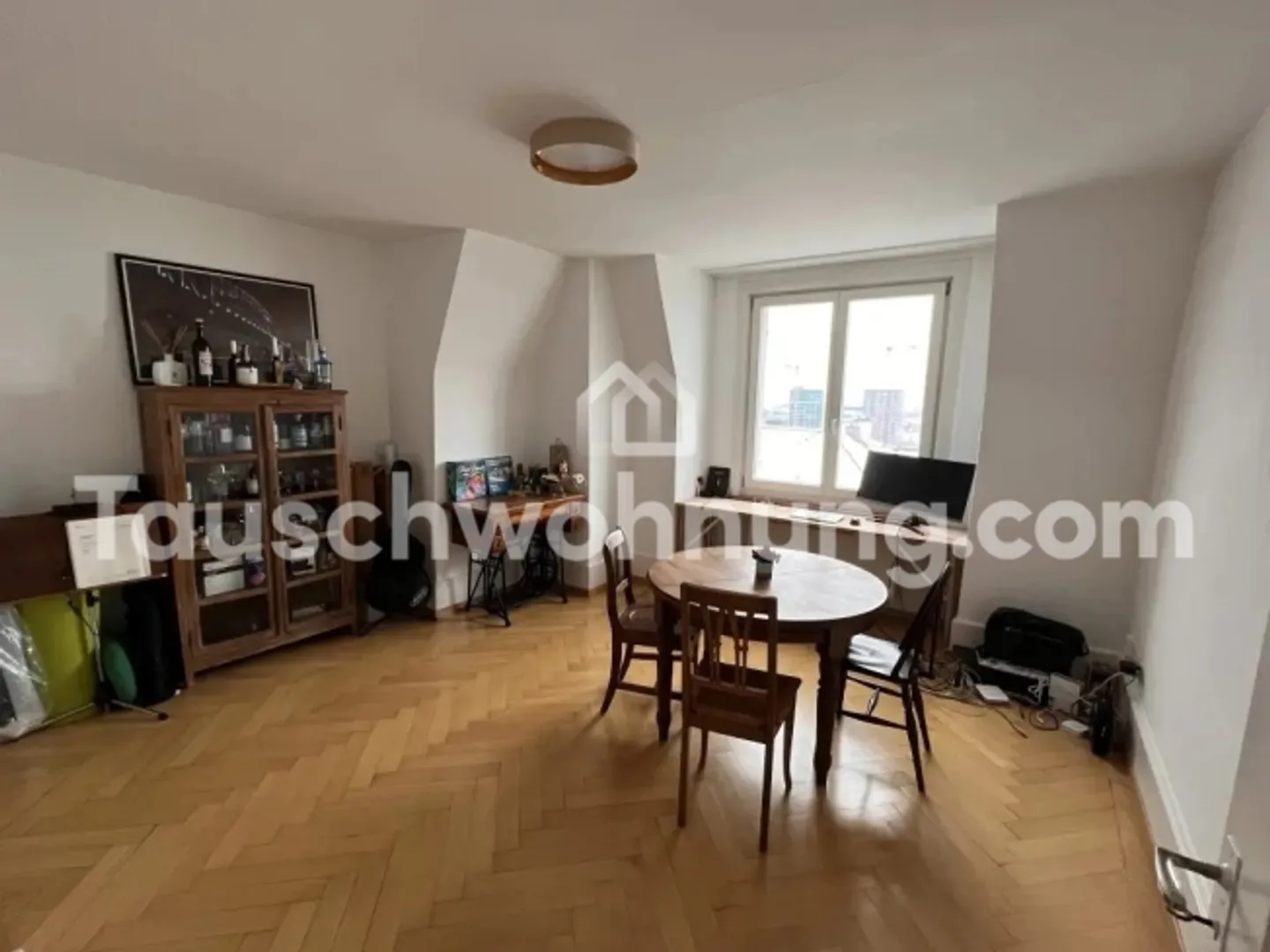 Apartment for rent - Photo 2 of 4