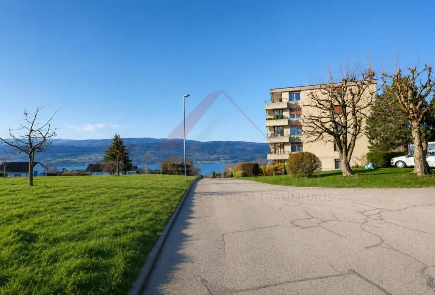 Exklusives Einfamilienhaus mit Pool - Foto 5 von 24