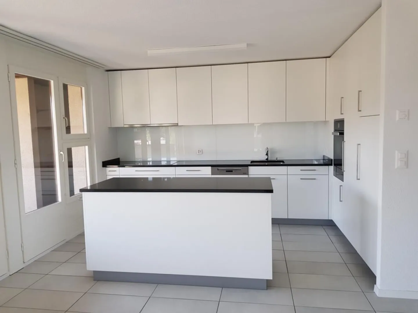Appartement rénové dans le quartier Hültschern - Photo 2 sur 7