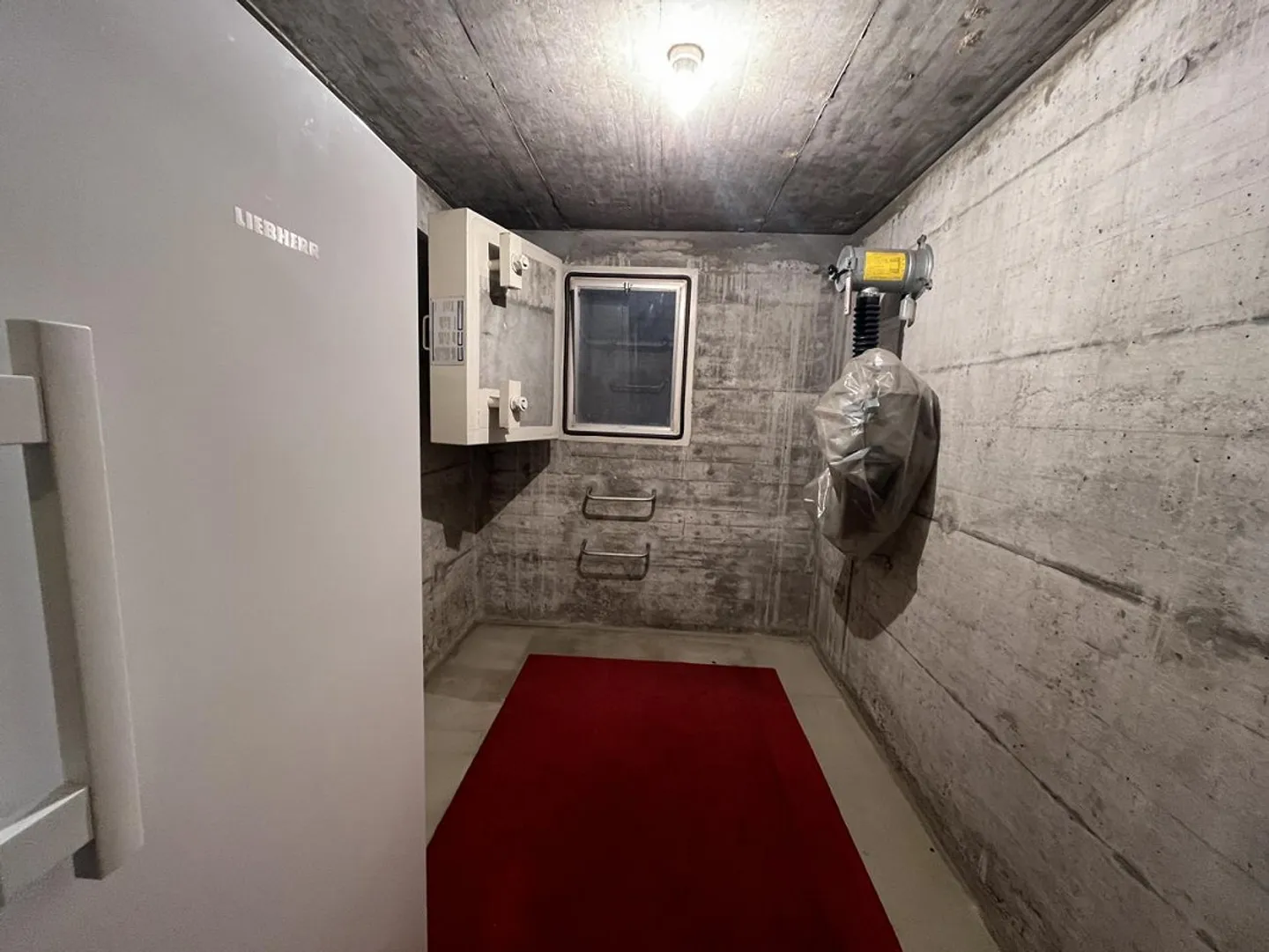 Sunny terrace apartment with great potential in Schaffhausen - Photo 16 of 20