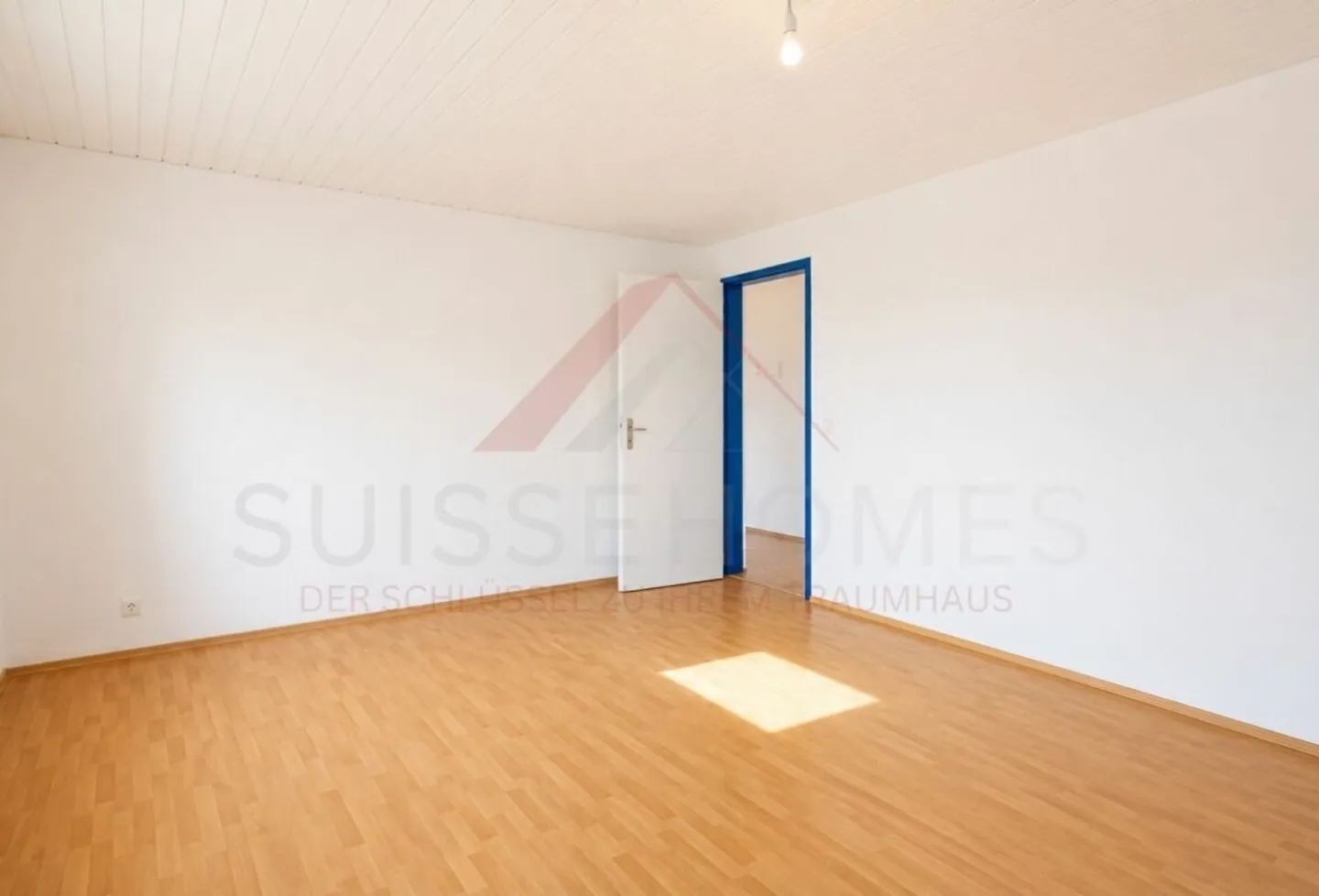Exklusives Einfamilienhaus mit Pool - Foto 14 von 24