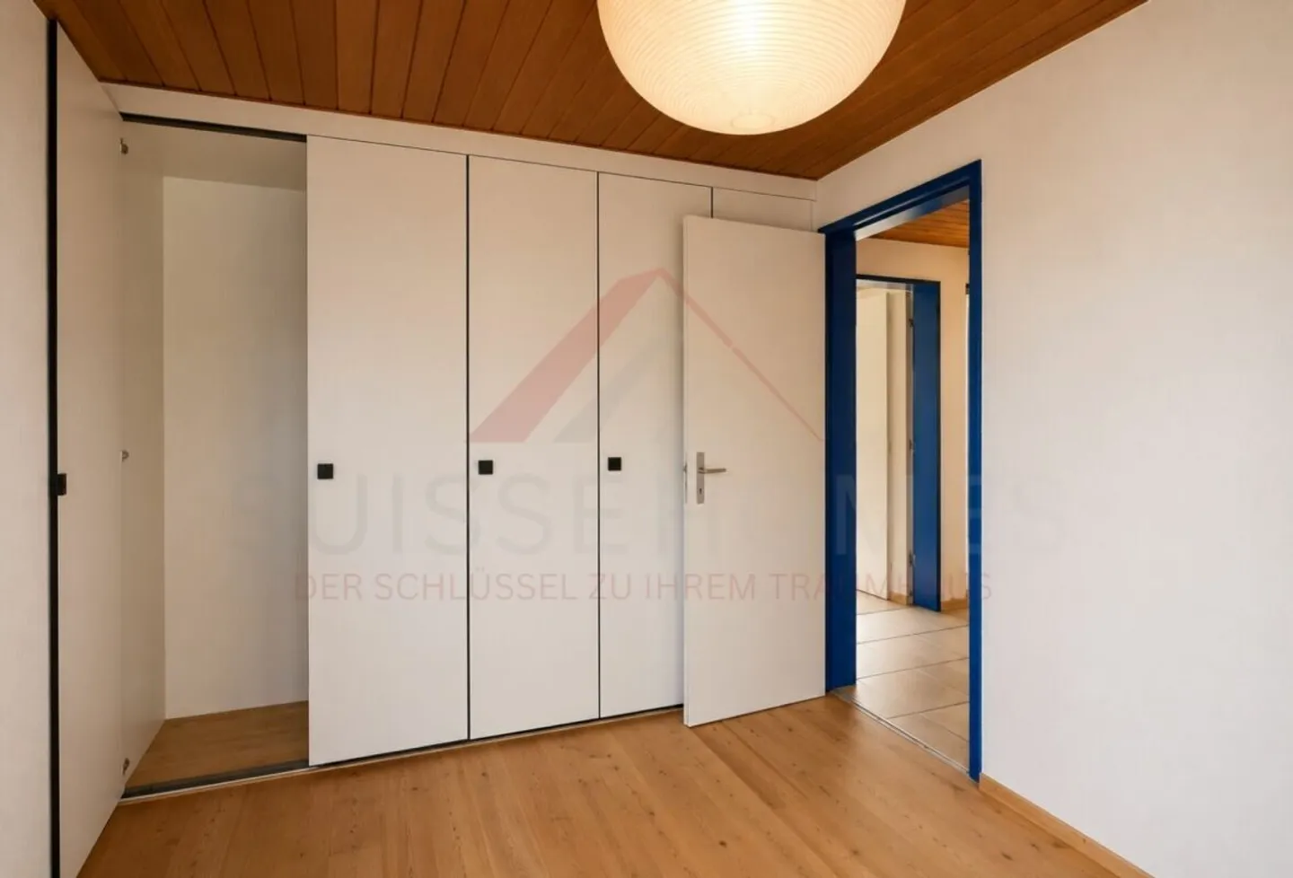 Exklusives Einfamilienhaus mit Pool - Foto 17 von 24