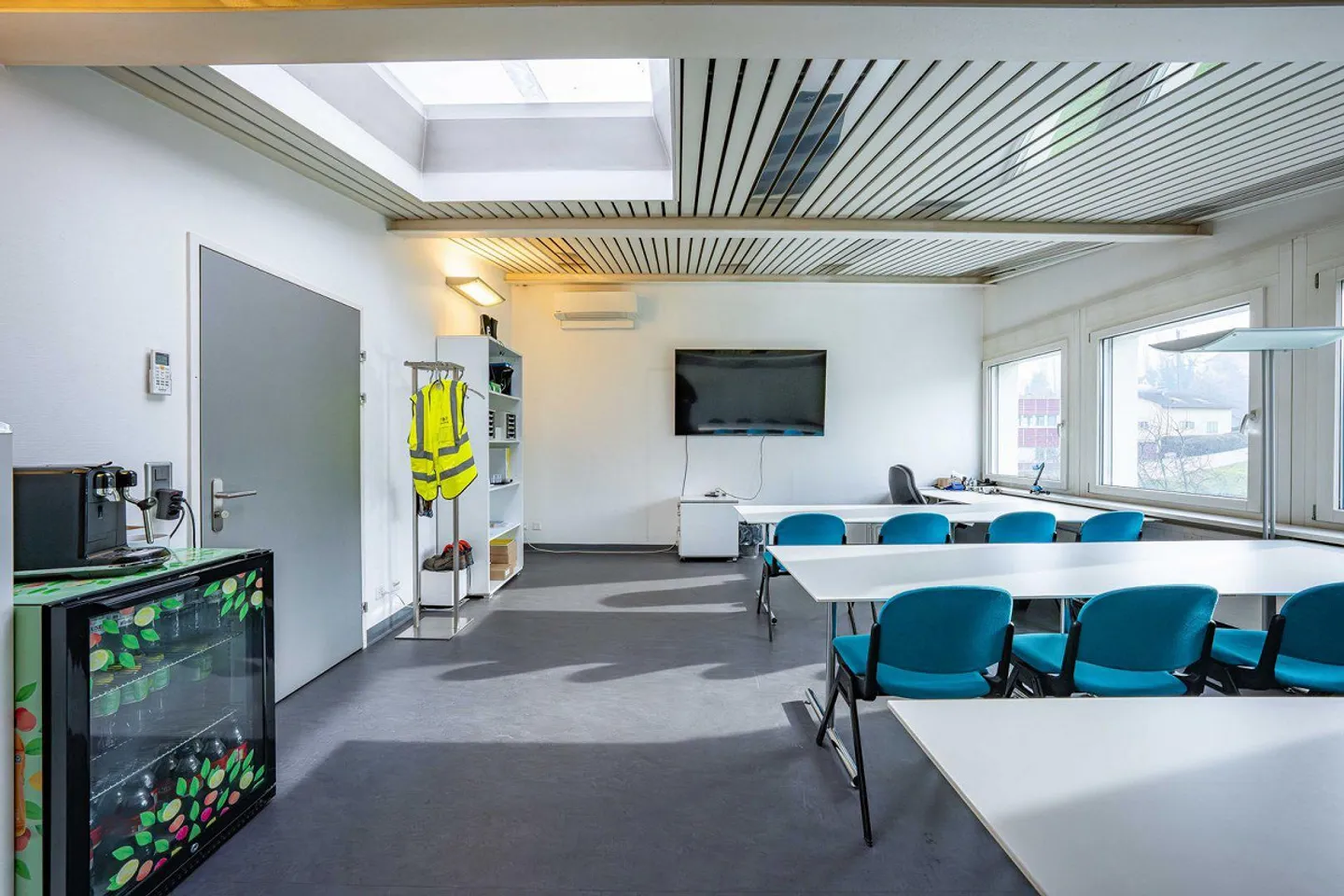 Gewerbeimmobilie mit Bürotrakt - Foto 6 von 13