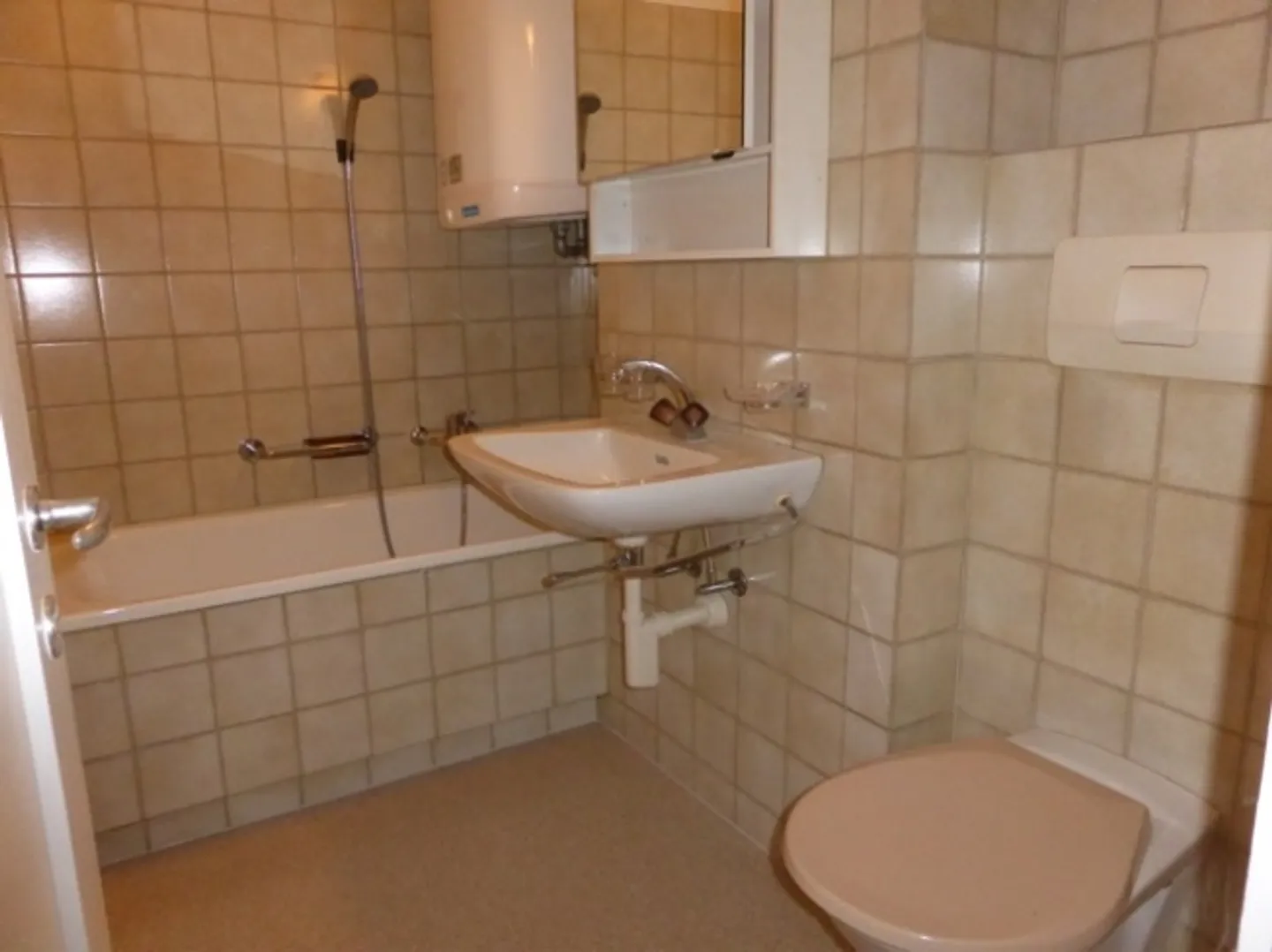 Cozy Apartment in Rümlang - Photo 4 of 5