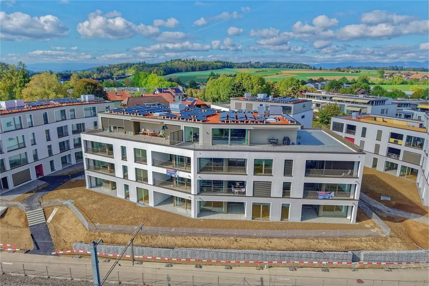 Modernes Gartenapartment in Urtenen - Foto 3 von 13