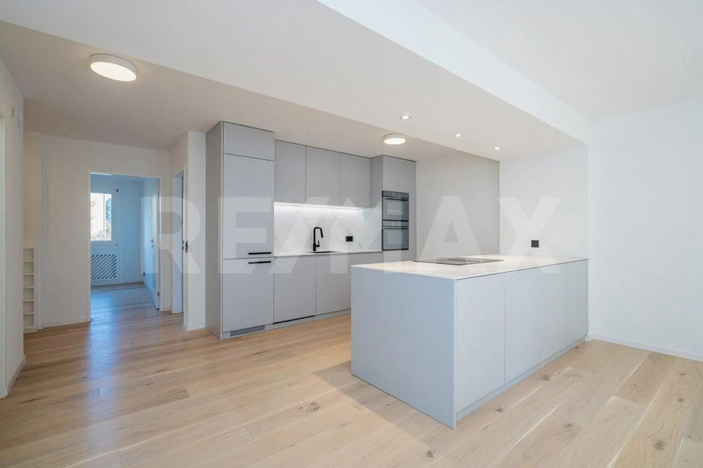 Vivere in tranquillità - vivere in centro: appartamento di 4½ stanze appena ristrutturato - Foto 1 di 13