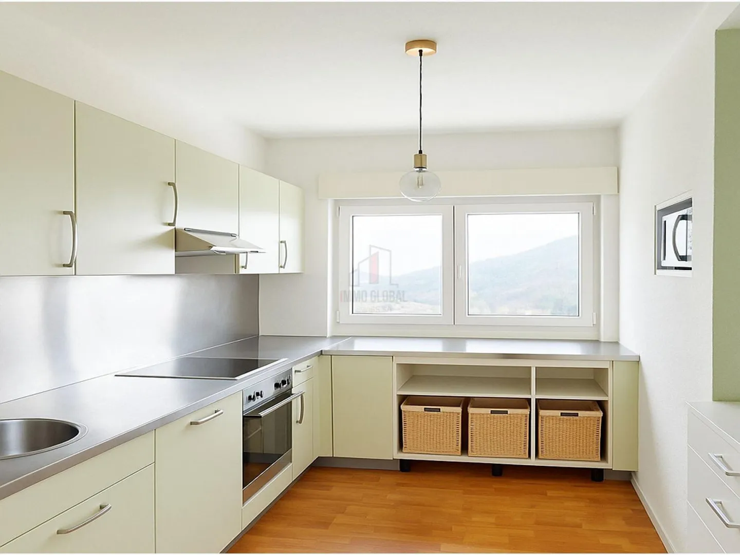 PRACHTVOLL IM GRÜNEN, WIE IN EINEM MÄRCHEN - Foto 4 von 10