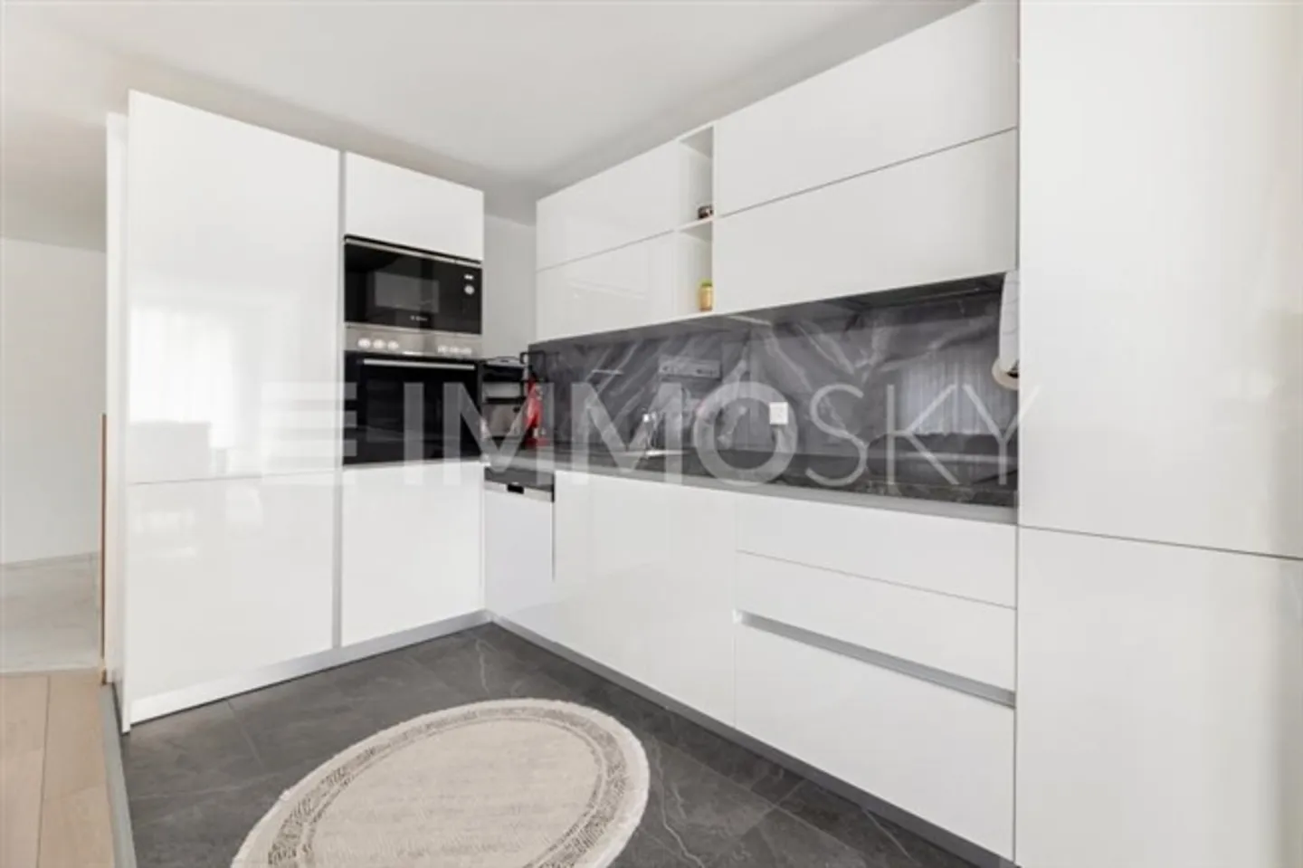 Vivere in famiglia in una posizione privilegiata - Foto 3 di 5