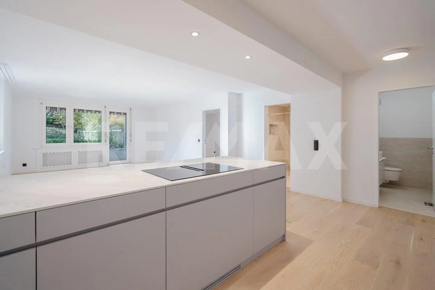 Vivere in tranquillità - vivere in centro: appartamento di 4½ stanze appena ristrutturato - Foto 2 di 13