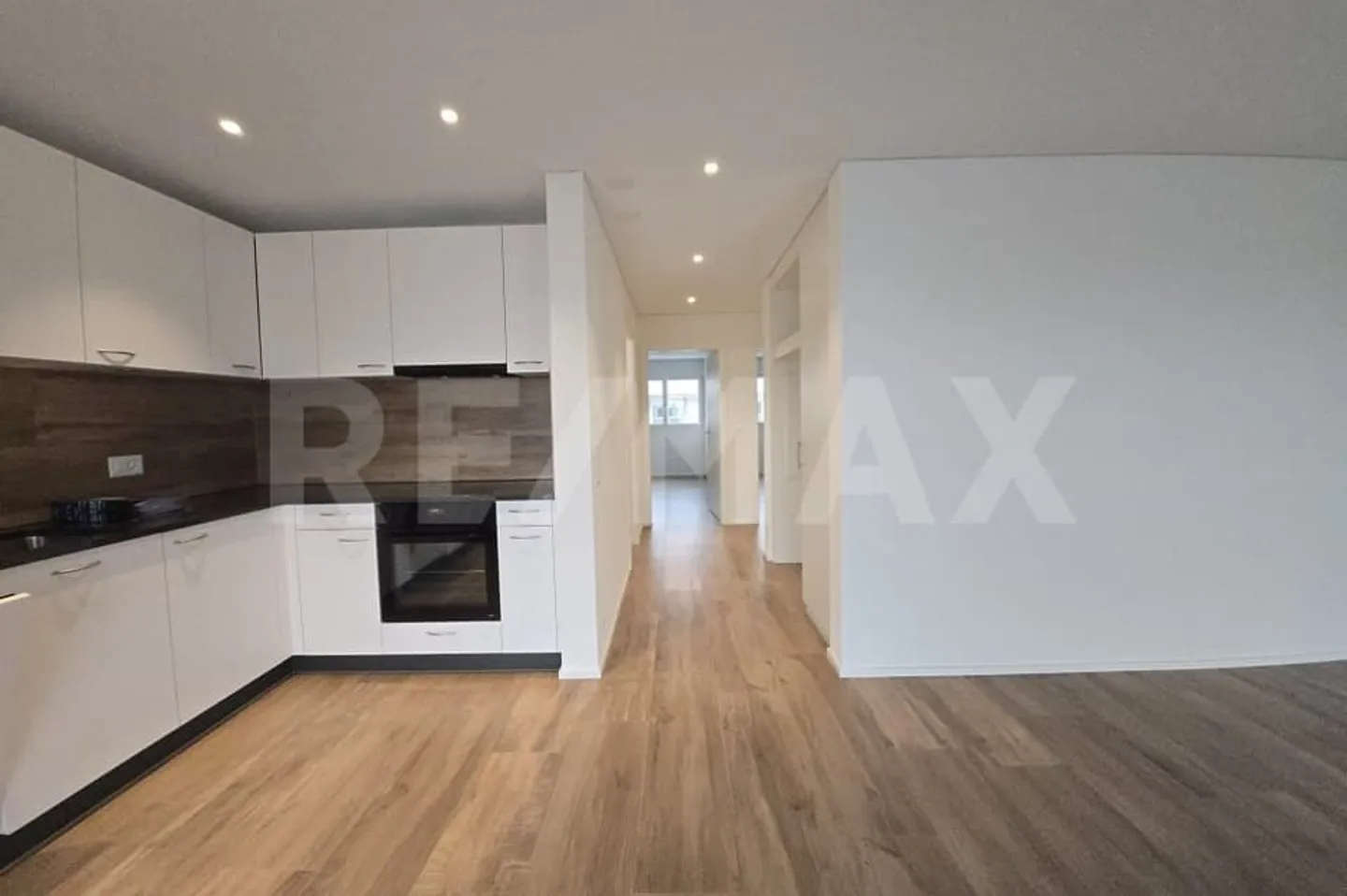New 3.5-room apartment in the heart of Avenches, first occupant - Photo 2 of 12