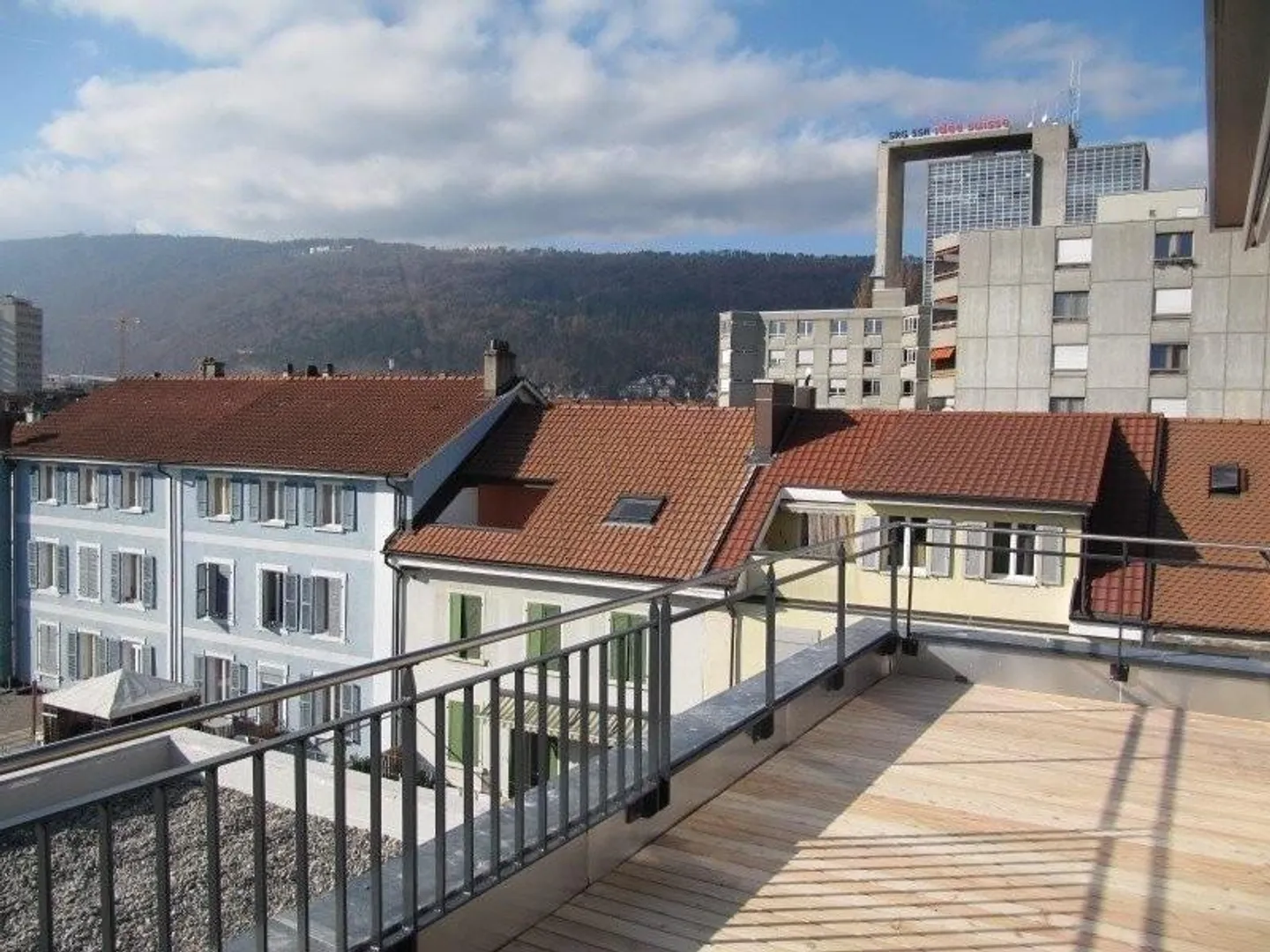 Geniessen Sie die Aussicht über Biel - Foto 1 di 12