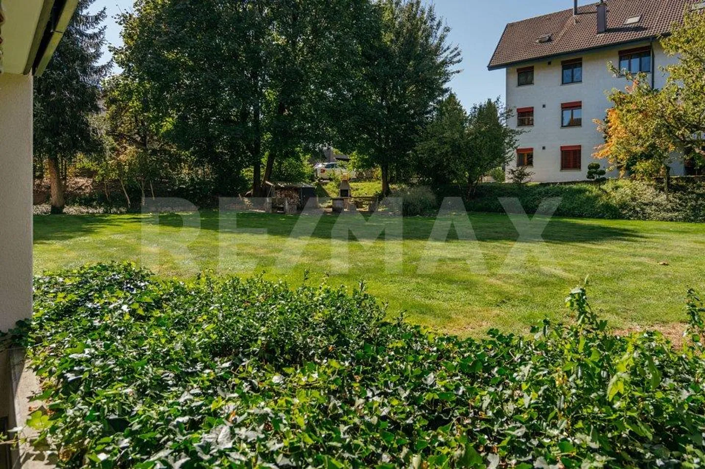 Vivere in tranquillità - vivere in centro: appartamento di 4½ stanze appena ristrutturato - Foto 11 di 13