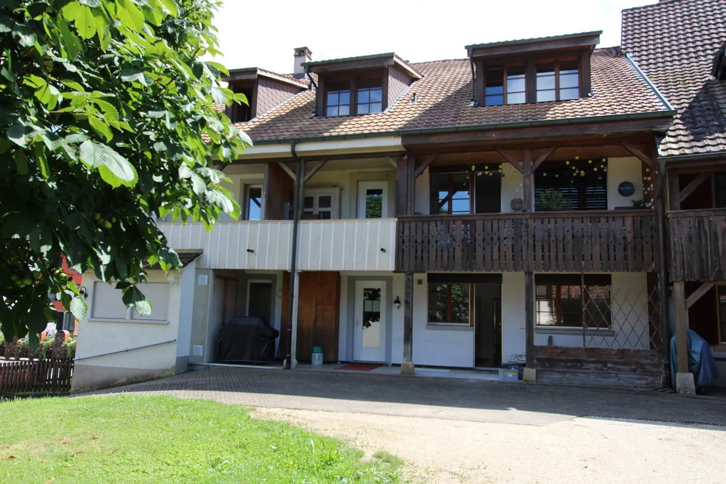 Residential building for sale - Photo 4 of 11