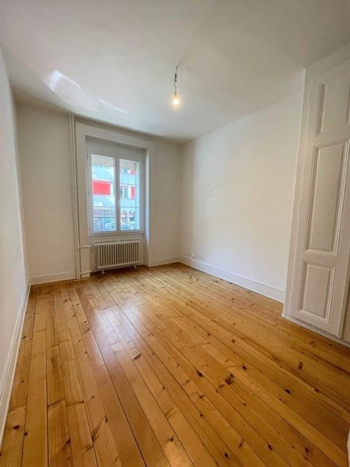 Eaux-Vives: schöne Wohnung in der Nähe des Sees - Foto 6 von 7