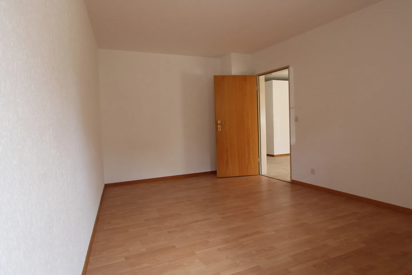 Residential building for sale - Photo 11 of 11