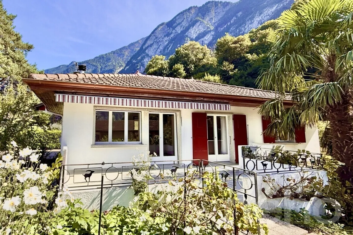 Grande terreno edificabile e casa da ristrutturare nel cuore della tranquillità - Foto 3 di 12