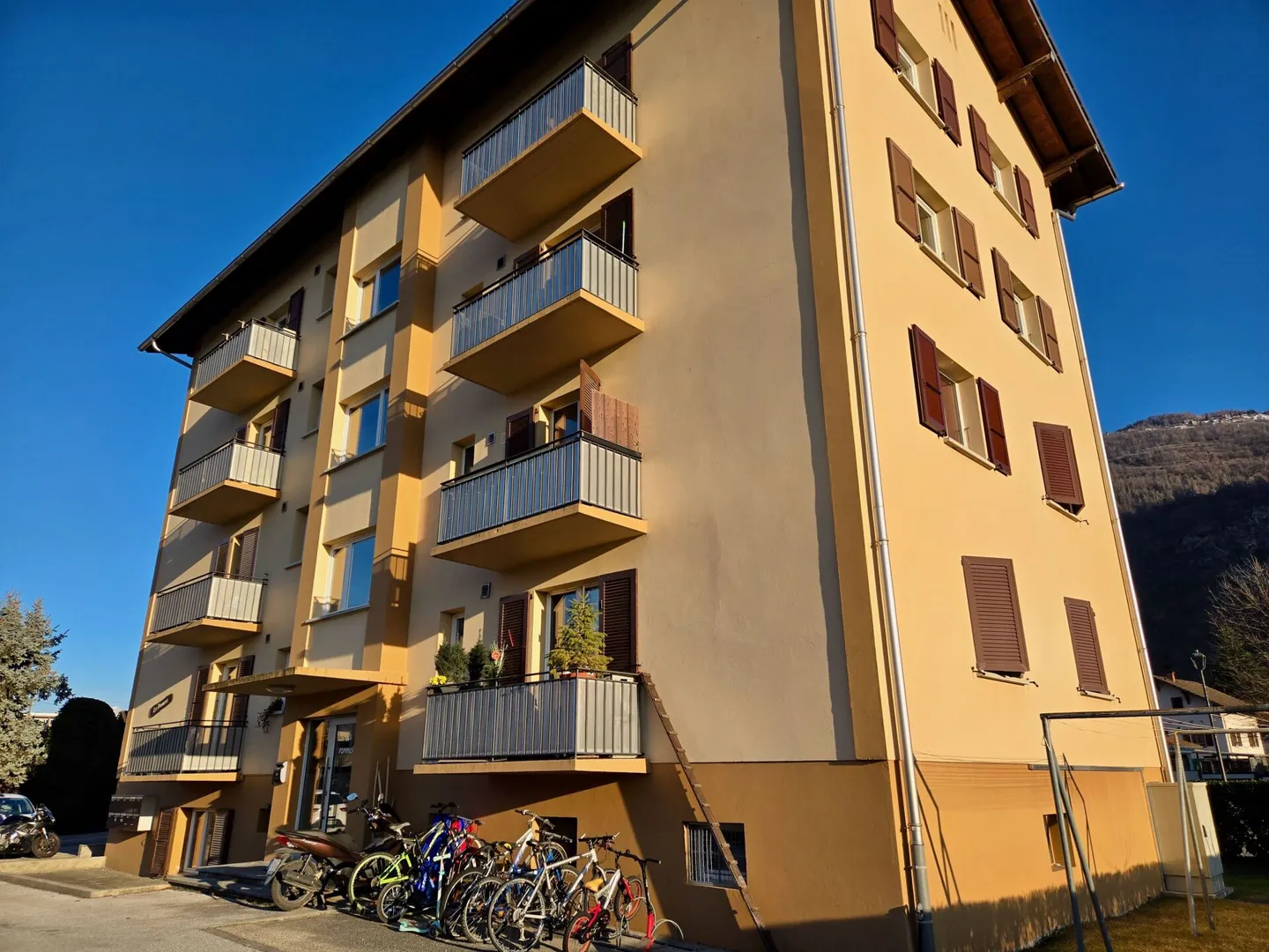 Aproz - 4.5 room apartment ideal for yield or first purchase. - Photo 14 of 17