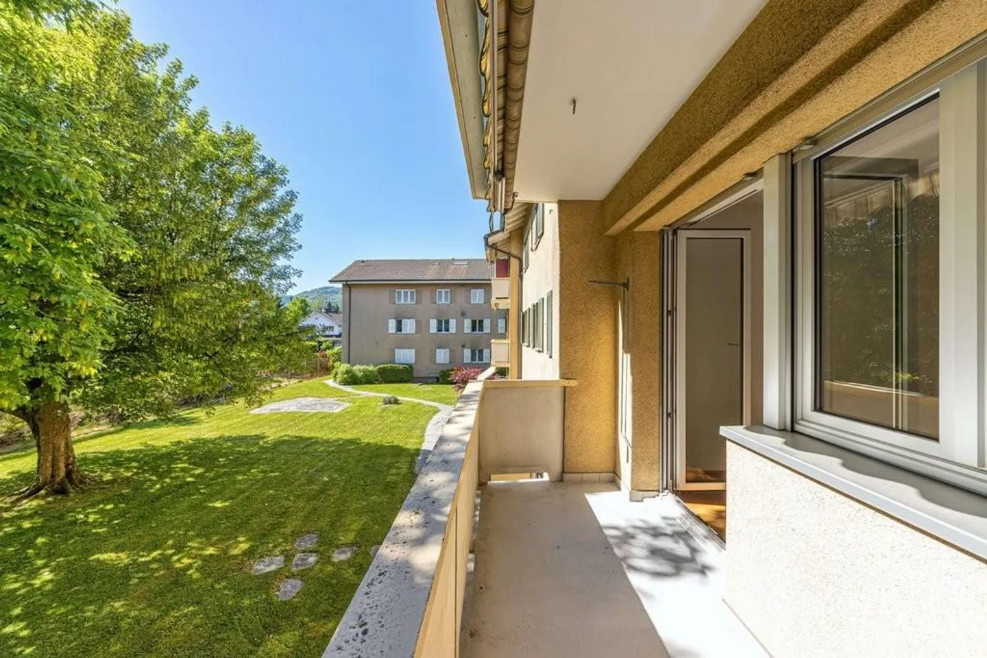 Super rapporto qualità-prezzo vicino alla stazione e al centro del villaggio - Foto 10 di 11