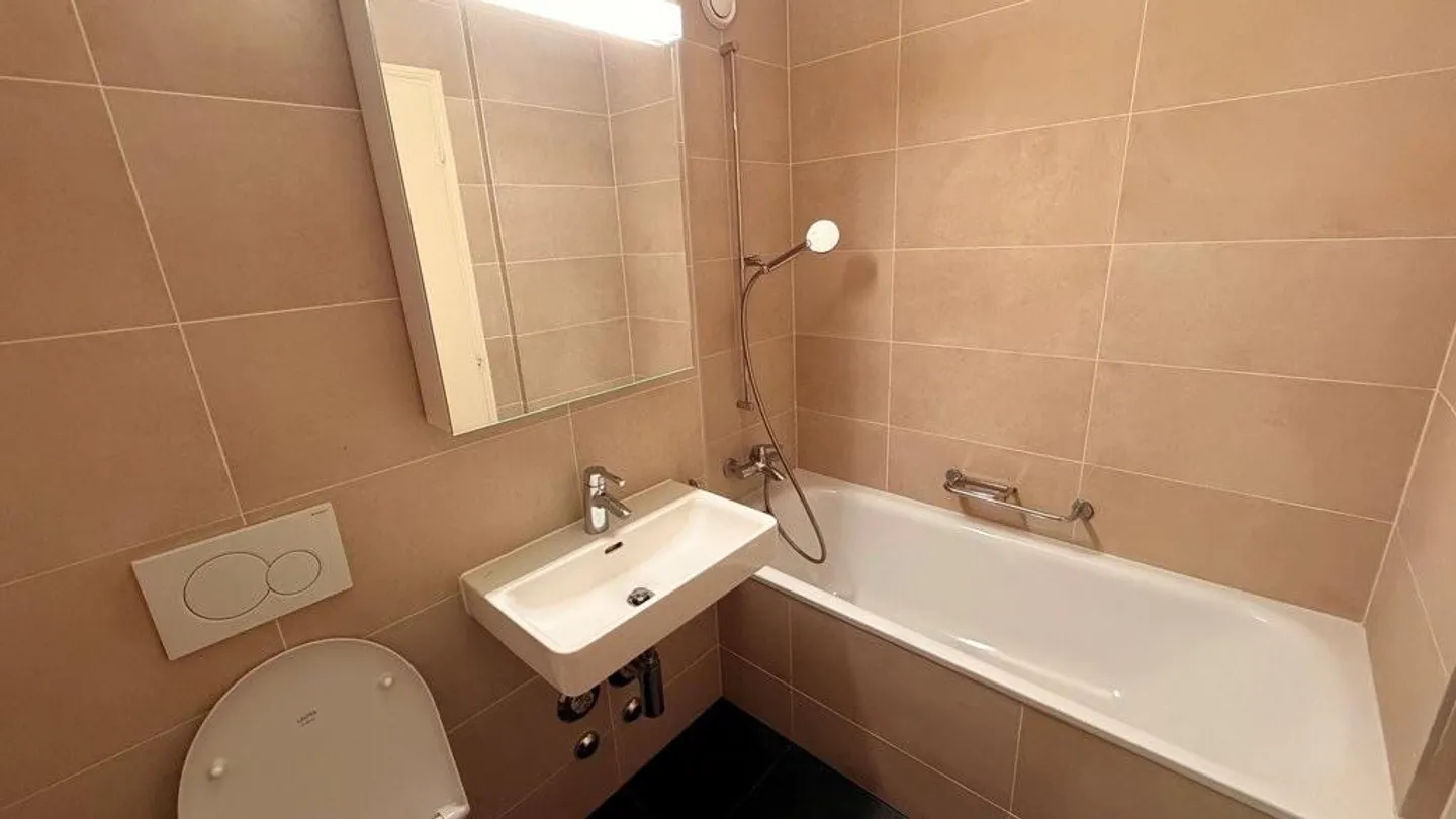 2 Zimmer in Ecublens - Foto 6 von 7