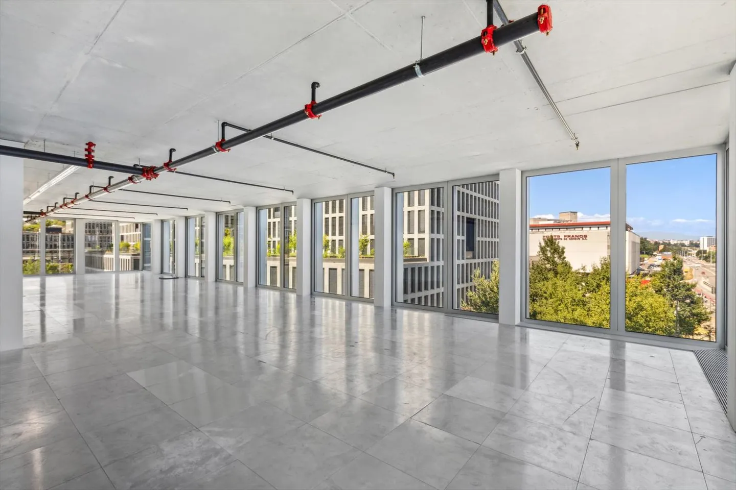 Bureau - Photo 2 sur 9