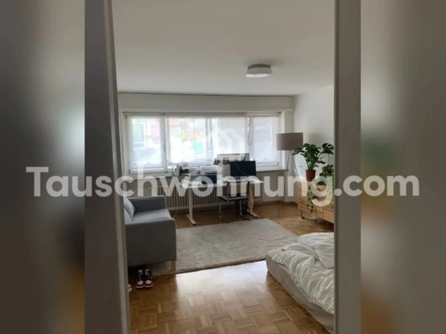 [APPARTAMENTO IN SCAMBIO] 1.5 stanze Wiedikon contro 2.5-3.5 Cerchio 3,4,5,6 - Foto 1 di 1