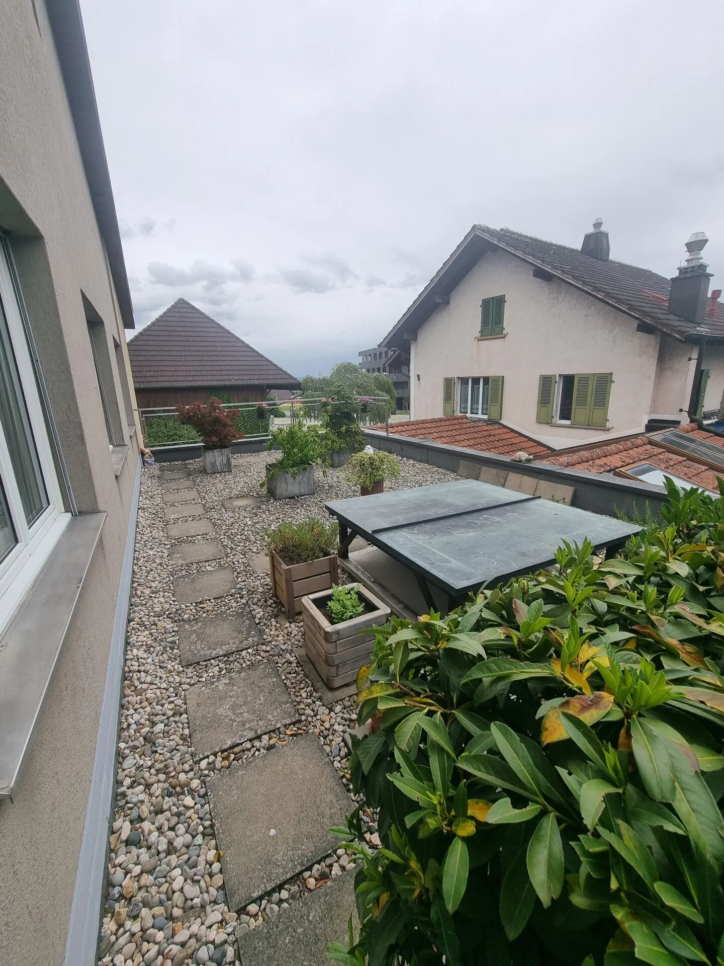 Ampio appartamento di 5.5 stanze con giardino a Täuffelen in affitto - Foto 5 di 6