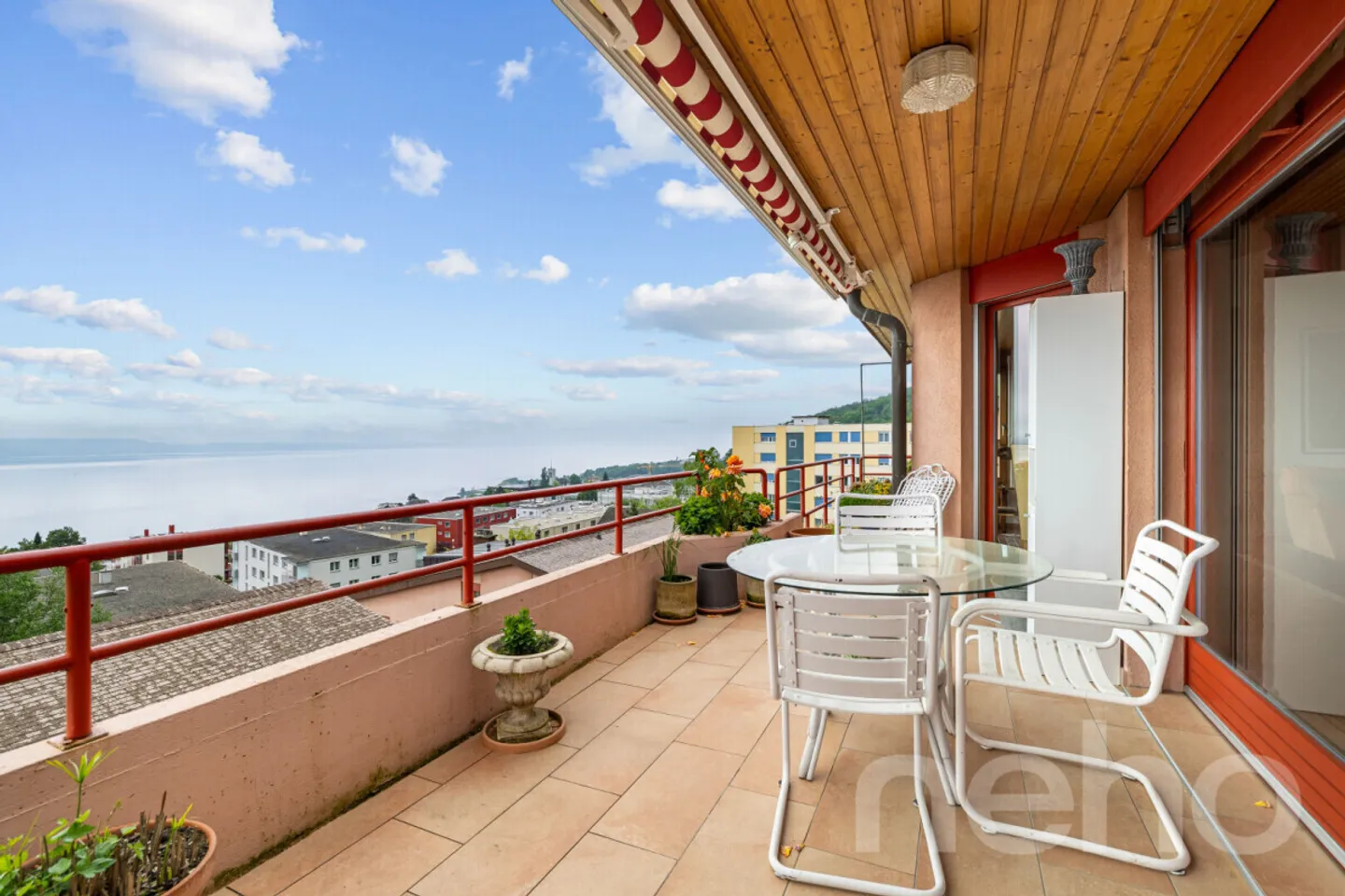 Opportunità unica: attico con vista panoramica sul lago di Neuchâtel - Foto 12 di 12