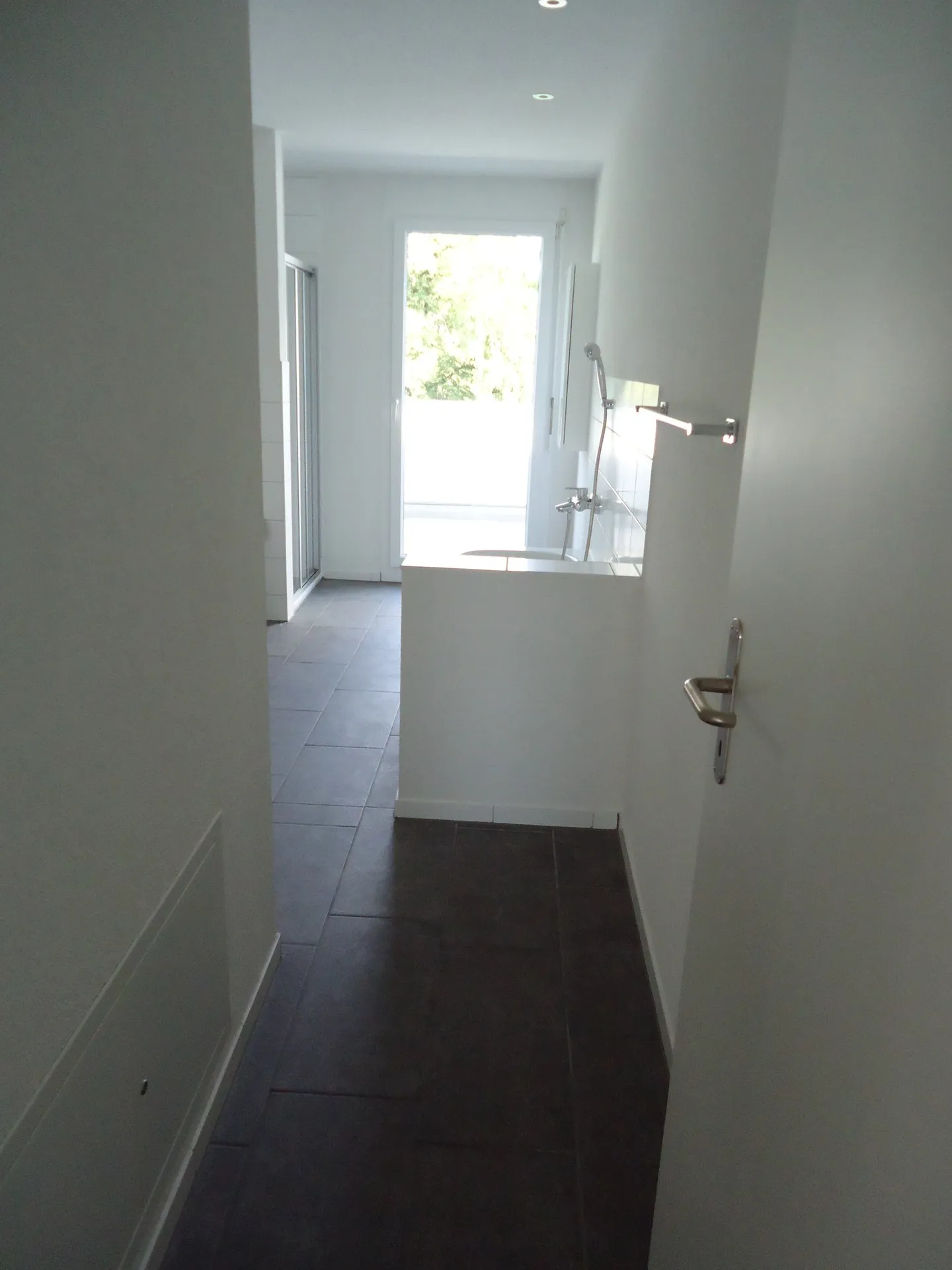 Your new home: Large feel-good penthouse with a view of the greenery - Photo 6 of 21