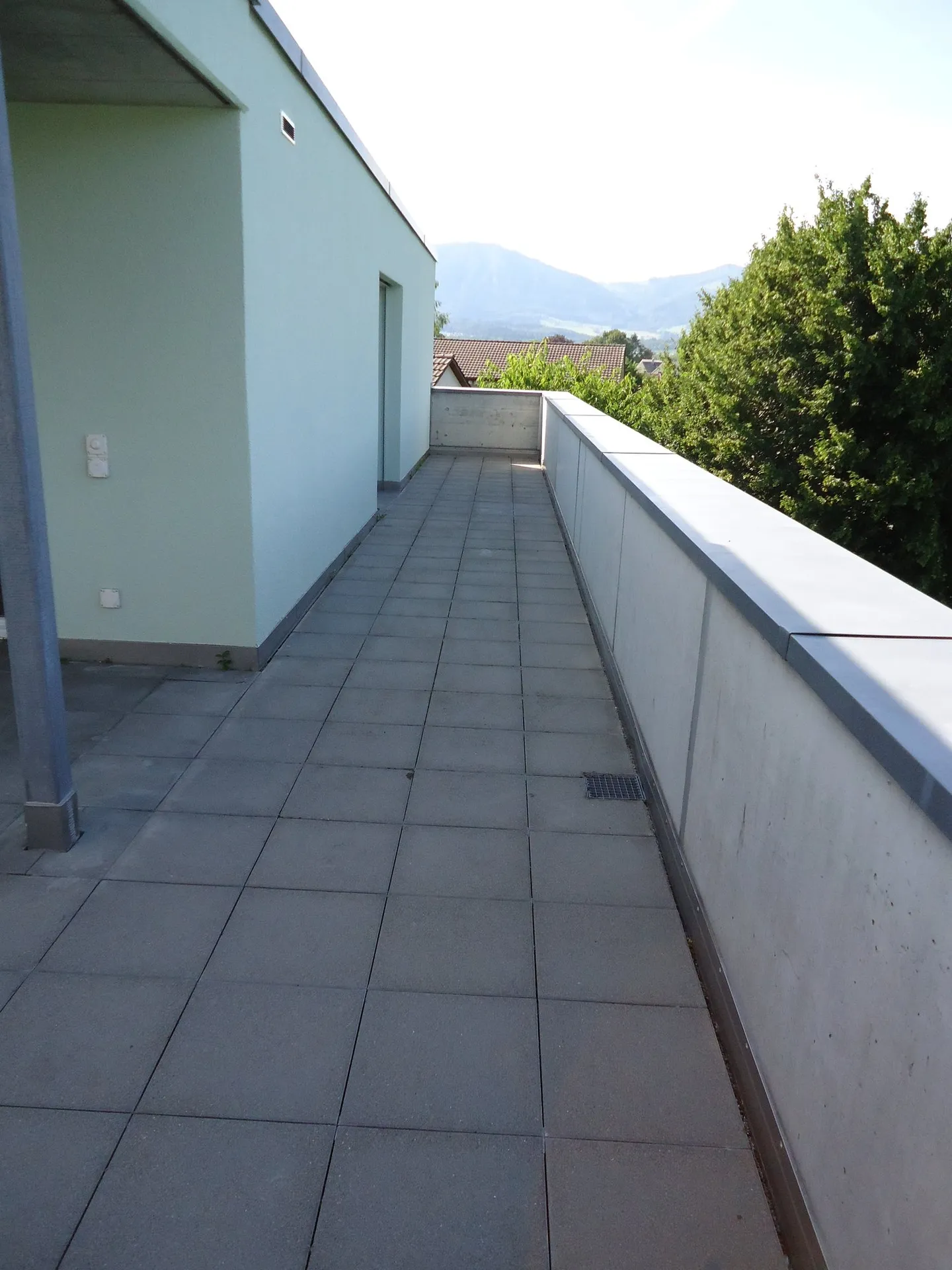 Your new home: Large feel-good penthouse with a view of the greenery - Photo 4 of 21